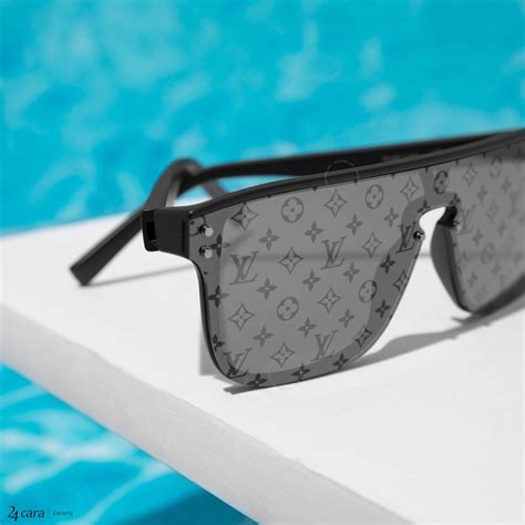 louis vuitton round sunglasses.